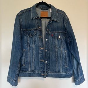 Levi’s trucker Jean jacket